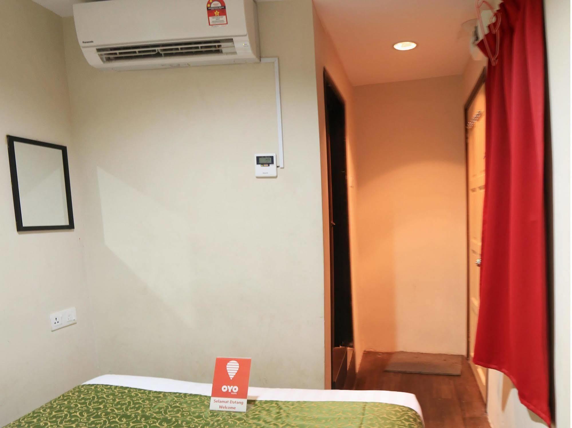 Hotel Surya Palace Kuala Lumpur Buitenkant foto